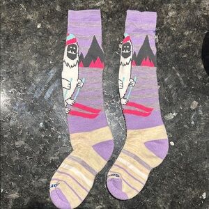Smartwool Yeti Ski Socks in Purple and Beige, kids size L. NWOT